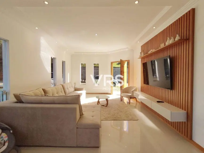 Foto 5 de Casa de Condomínio com 4 quartos à venda, 440m2 em Albuquerque, Teresopolis - RJ
