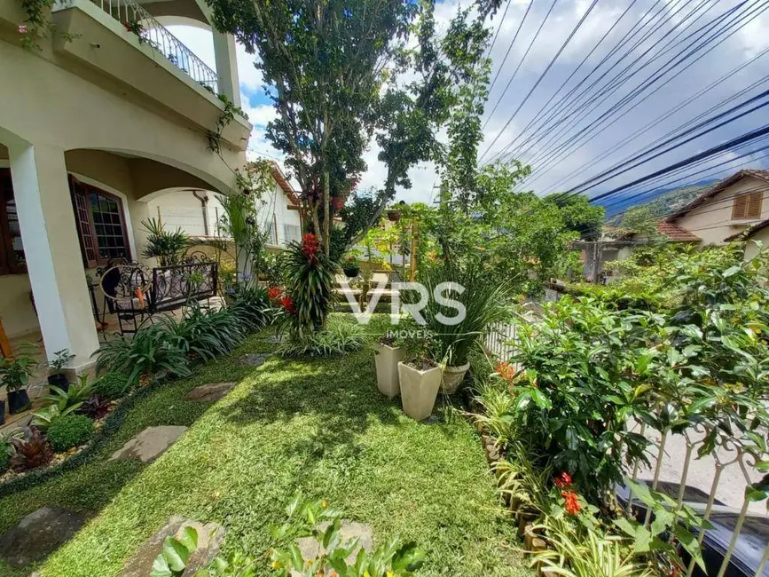 Casa com 3 quartos à venda, 600m2 em Várzea, Teresopolis - RJ - imagem 7 Foto 7 de Casa com 3 quartos à venda, 600m2 em Várzea, Teresopolis - RJ