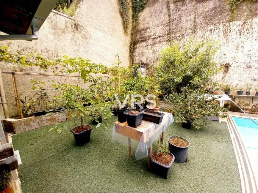 Casa com 3 quartos à venda, 600m2 em Várzea, Teresopolis - RJ - imagem 6 Foto 6 de Casa com 3 quartos à venda, 600m2 em Várzea, Teresopolis - RJ