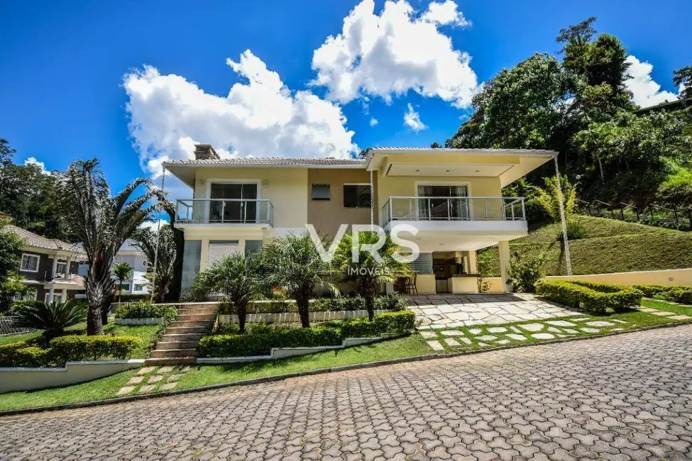 Foto 2 de Casa de Condomínio com 4 quartos à venda, 450m2 em Quebra Frascos, Teresopolis - RJ