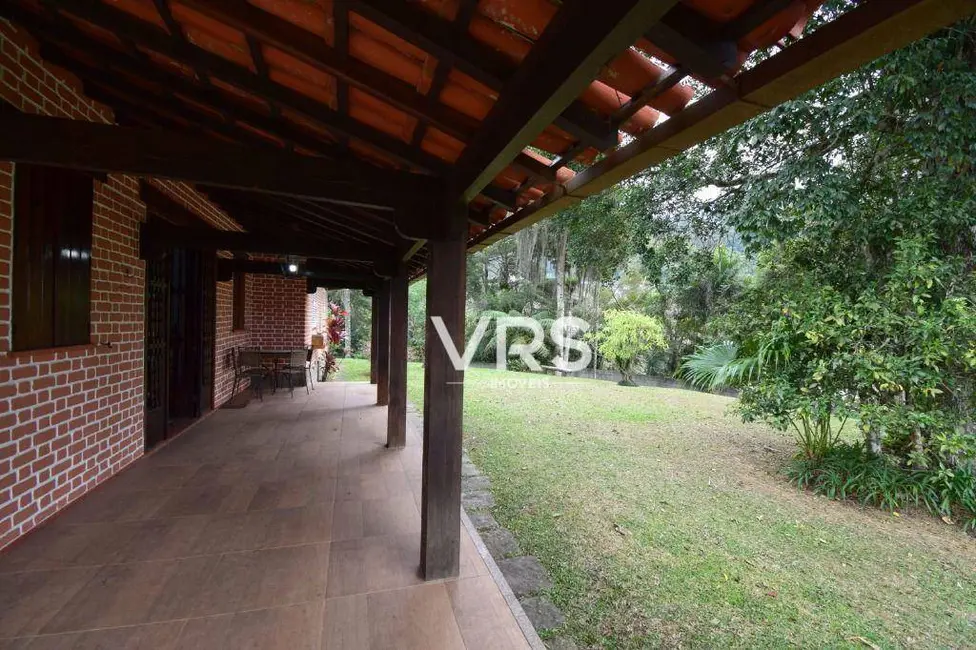 Casa com 4 quartos à venda, 10920m2 em Granja Guarani, Teresopolis - RJ - imagem 3 Foto 3 de Casa com 4 quartos à venda, 10920m2 em Granja Guarani, Teresopolis - RJ