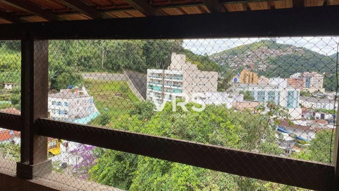 Foto 4 de Casa com 3 quartos à venda, 666m2 em Vila Muqui, Teresopolis - RJ