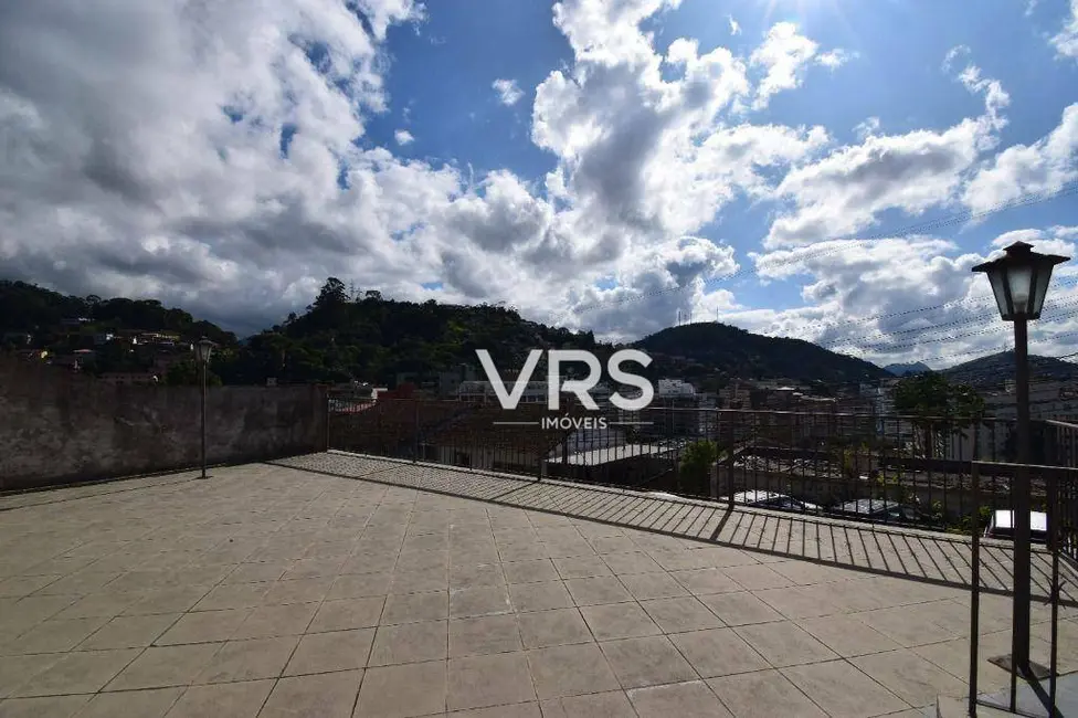 Casa com 5 quartos à venda, 402m2 em Agriões, Teresopolis - RJ - imagem 6 Foto 6 de Casa com 5 quartos à venda, 402m2 em Agriões, Teresopolis - RJ