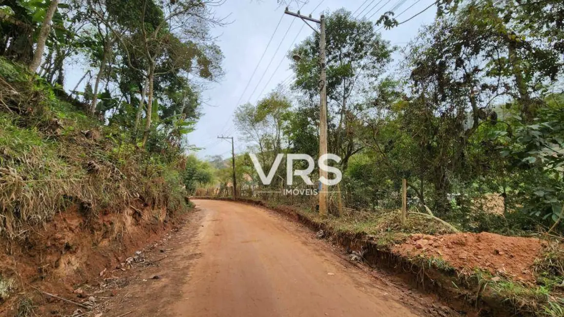 Foto 1 de Terreno / Lote à venda, 475m2 em Volta do Pião, Teresopolis - RJ