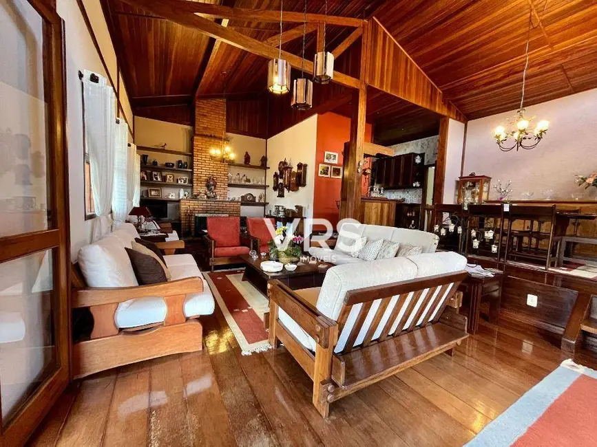 Foto 4 de Casa de Condomínio com 4 quartos à venda, 1420m2 em Albuquerque, Teresopolis - RJ
