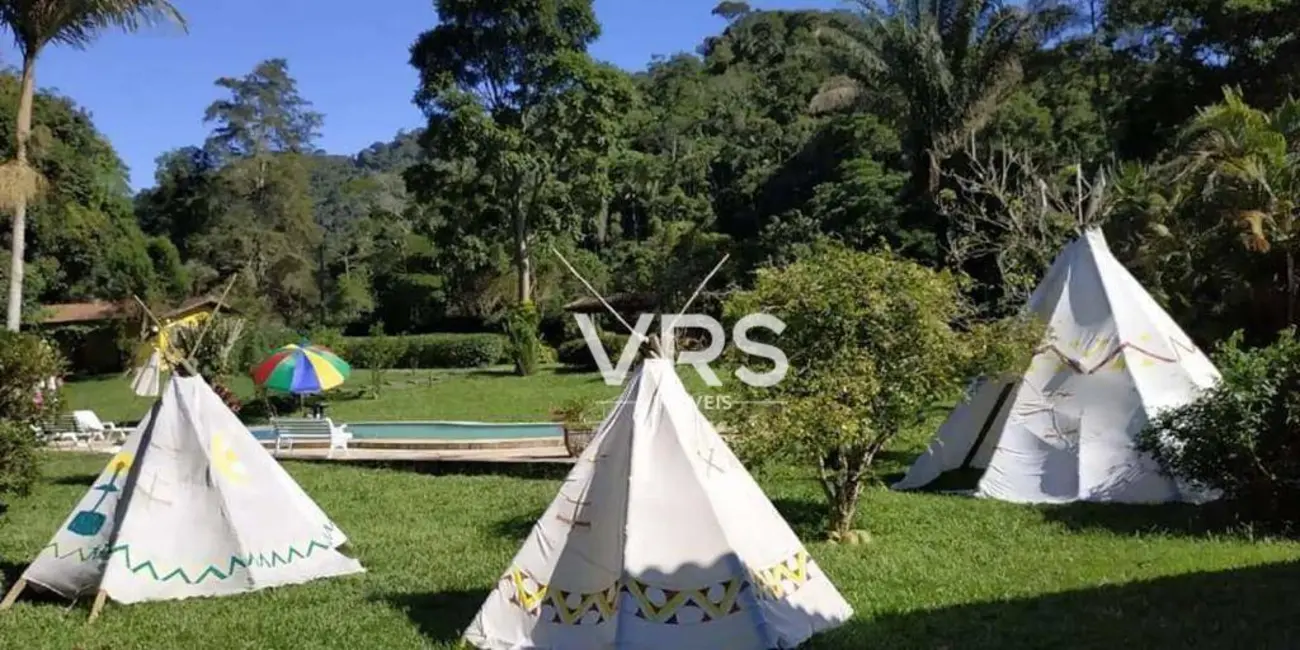 Casa com 7 quartos à venda, 8000m2 em Albuquerque, Teresopolis - RJ - imagem 6 Foto 6 de Casa com 7 quartos à venda, 8000m2 em Albuquerque, Teresopolis - RJ