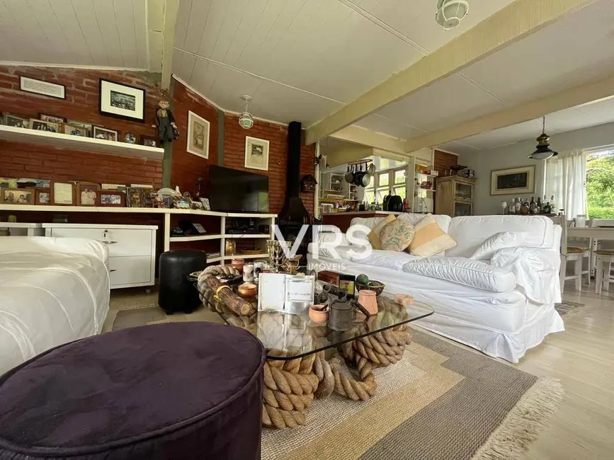 Foto 9 de Casa com 10 quartos à venda, 11730m2 em Albuquerque, Teresopolis - RJ