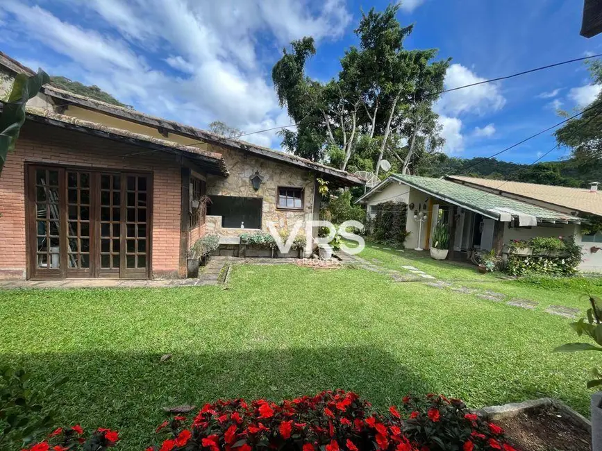 Foto 1 de Casa com 3 quartos à venda, 11730m2 em Albuquerque, Teresopolis - RJ