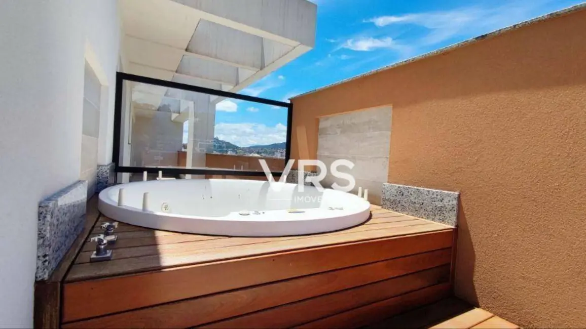 Cobertura com 3 quartos à venda, 208m2 em Agriões, Teresopolis - RJ - imagem 6 Foto 6 de Cobertura com 3 quartos à venda, 208m2 em Agriões, Teresopolis - RJ