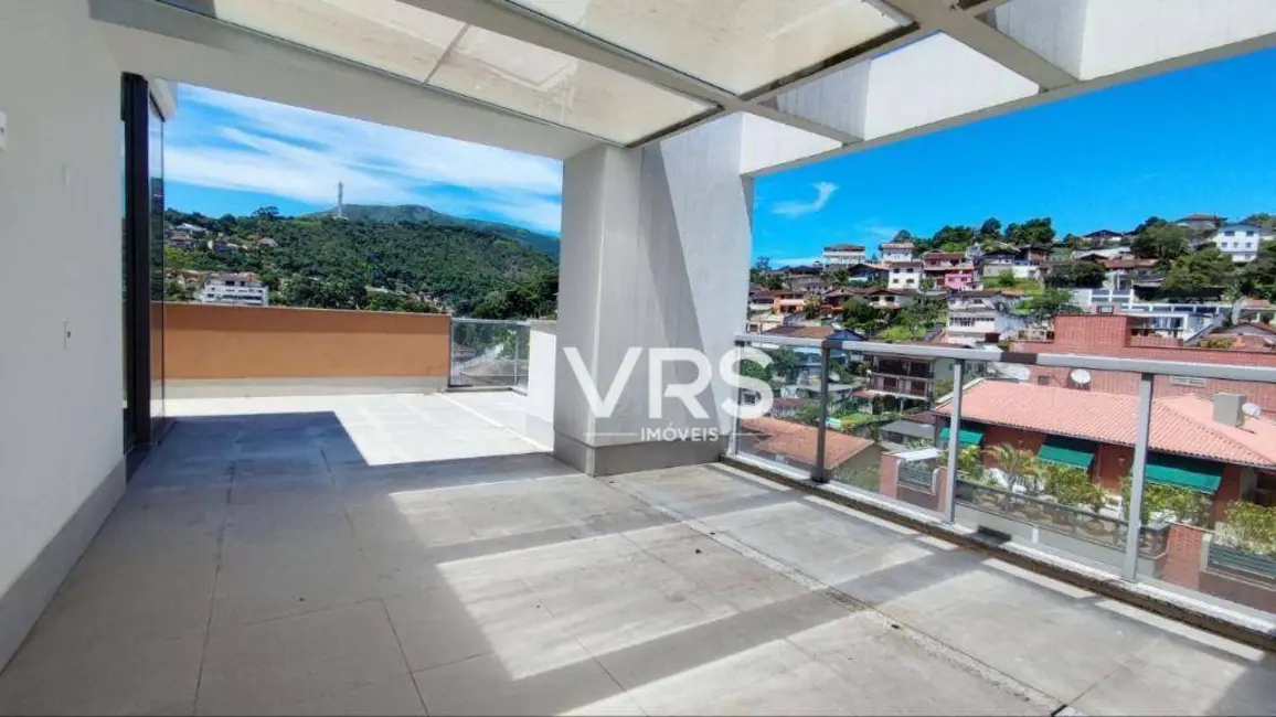 Cobertura com 3 quartos à venda, 208m2 em Agriões, Teresopolis - RJ - imagem 5 Foto 5 de Cobertura com 3 quartos à venda, 208m2 em Agriões, Teresopolis - RJ