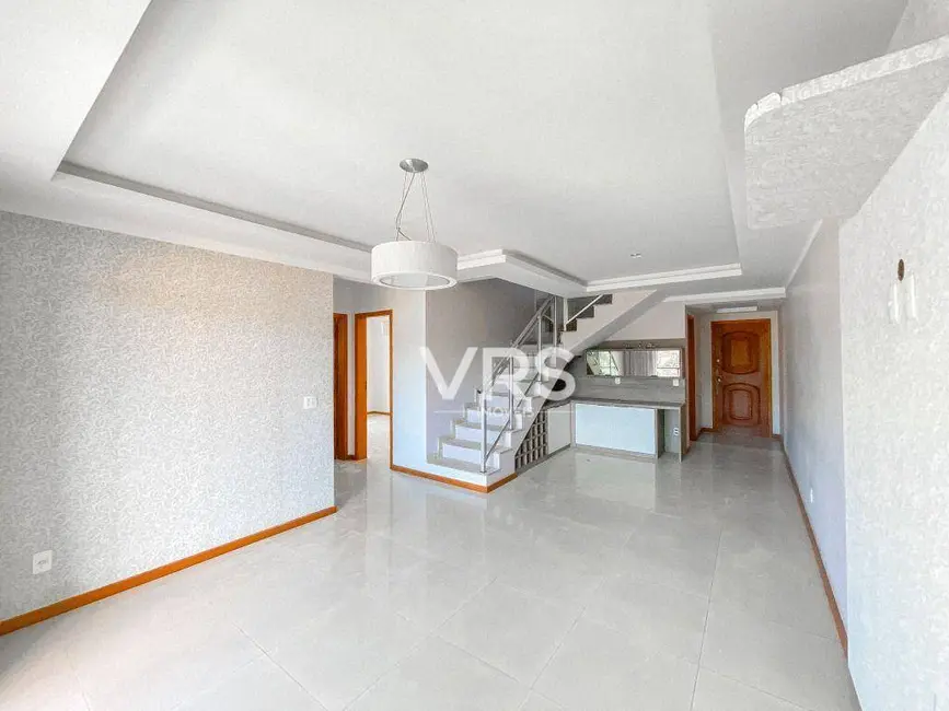 Foto 5 de Cobertura com 3 quartos à venda, 240m2 em Taumaturgo, Teresopolis - RJ