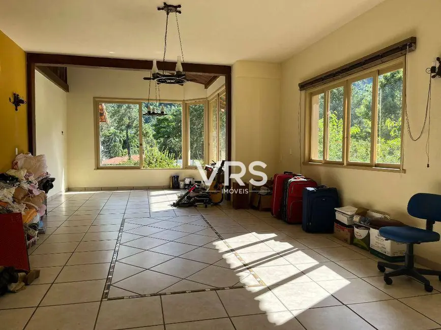 Foto 6 de Casa de Condomínio com 6 quartos à venda, 480m2 em Parque do Imbui, Teresopolis - RJ