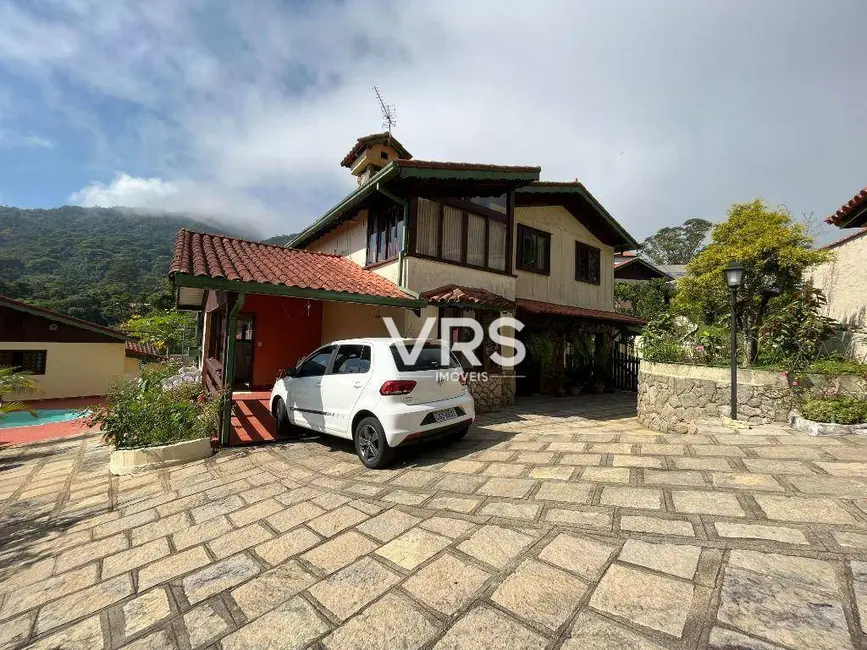 Foto 2 de Casa de Condomínio com 5 quartos à venda, 1245m2 em Carlos Guinle, Teresopolis - RJ