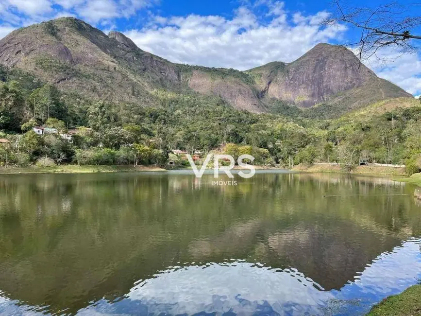 Foto 1 de Casa de Condomínio com 2 quartos à venda, 250m2 em Colônia Alpina, Teresopolis - RJ