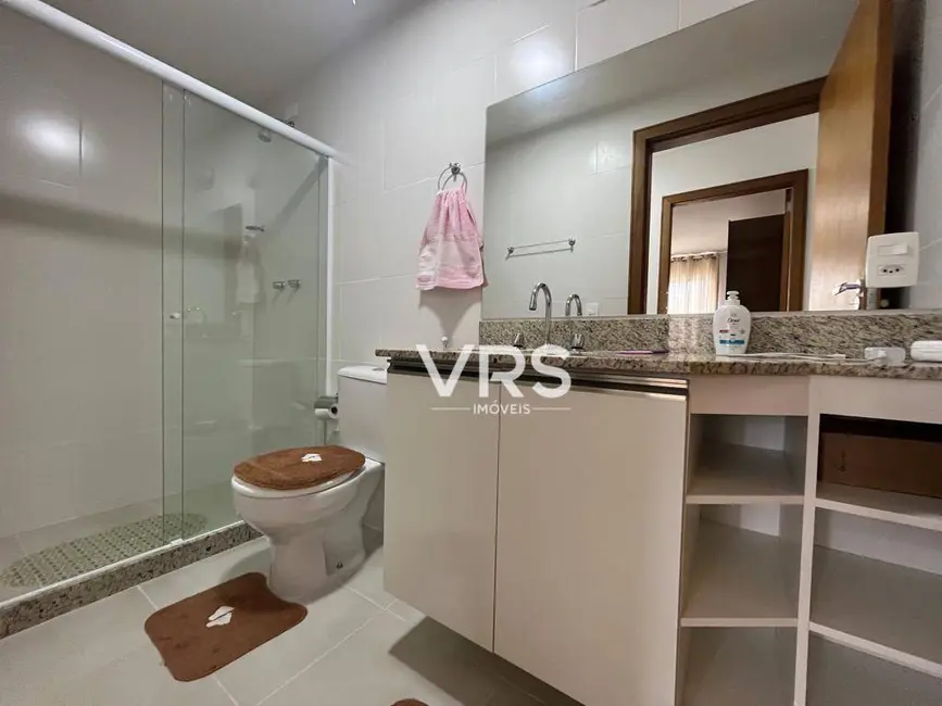 Apartamento com 2 quartos à venda, 81m2 em Agriões, Teresopolis - RJ - imagem 8 Foto 8 de Apartamento com 2 quartos à venda, 81m2 em Agriões, Teresopolis - RJ