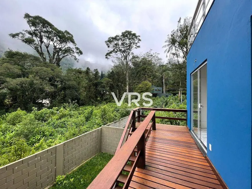 Foto 6 de Casa com 5 quartos à venda, 230m2 em Granja Guarani, Teresopolis - RJ