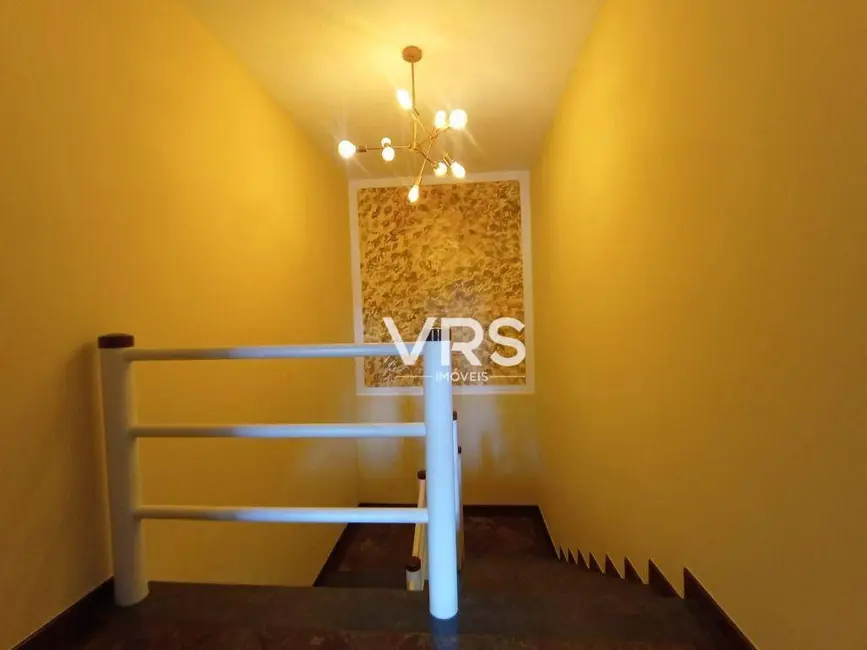 Casa com 4 quartos à venda, 197m2 em Granja Guarani, Teresopolis - RJ - imagem 7 Foto 7 de Casa com 4 quartos à venda, 197m2 em Granja Guarani, Teresopolis - RJ