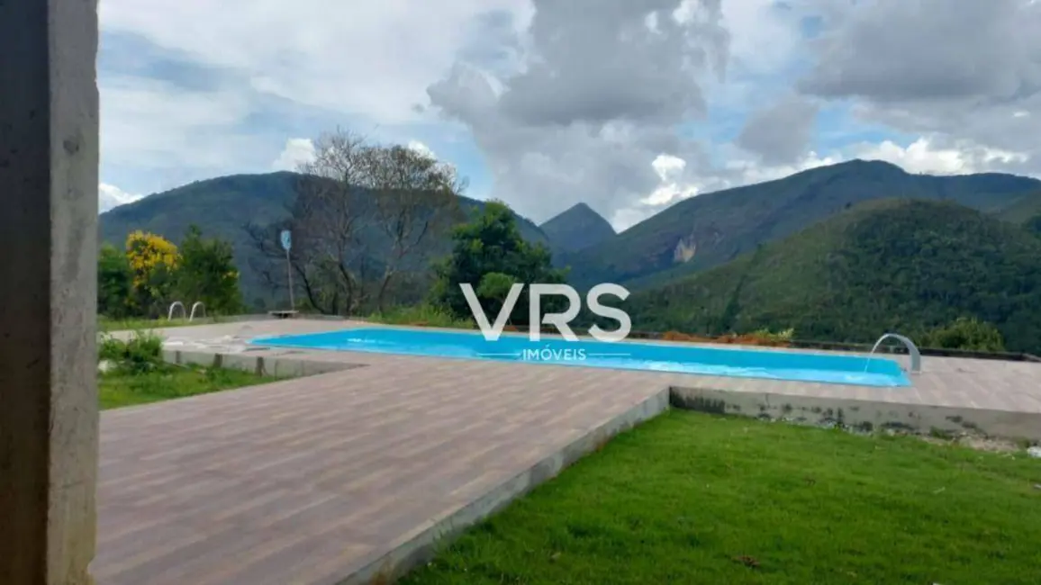 Casa com 6 quartos à venda, 980m2 em Albuquerque, Teresopolis - RJ - imagem 3 Foto 3 de Casa com 6 quartos à venda, 980m2 em Albuquerque, Teresopolis - RJ