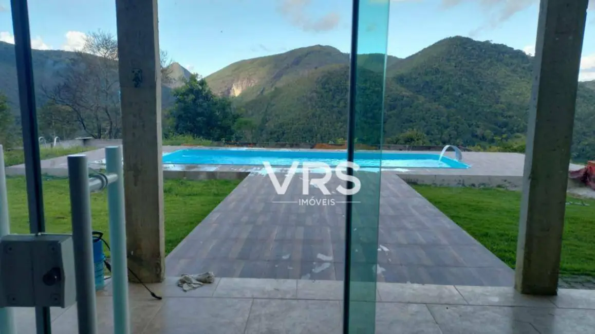 Foto 2 de Casa com 6 quartos à venda, 980m2 em Albuquerque, Teresopolis - RJ