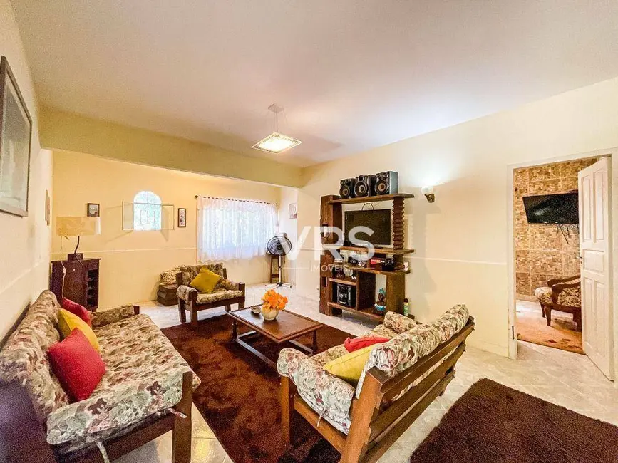 Casa com 4 quartos à venda, 1327m2 em Andorinhas (Santo Aleixo), Mage - RJ - imagem 2 Foto 2 de Casa com 4 quartos à venda, 1327m2 em Andorinhas (Santo Aleixo), Mage - RJ