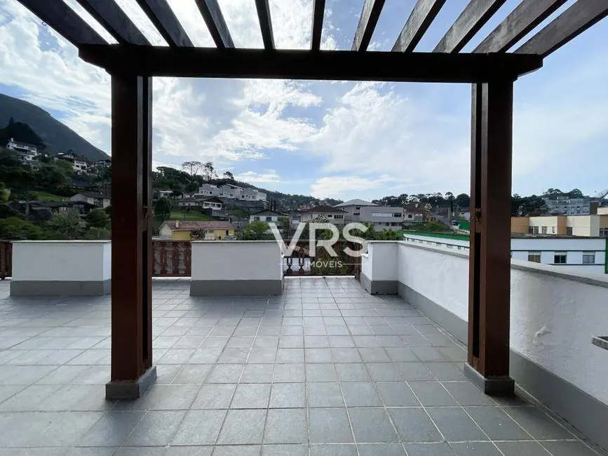 Cobertura com 4 quartos à venda, 168m2 em Taumaturgo, Teresopolis - RJ - imagem 9 Foto 9 de Cobertura com 4 quartos à venda, 168m2 em Taumaturgo, Teresopolis - RJ
