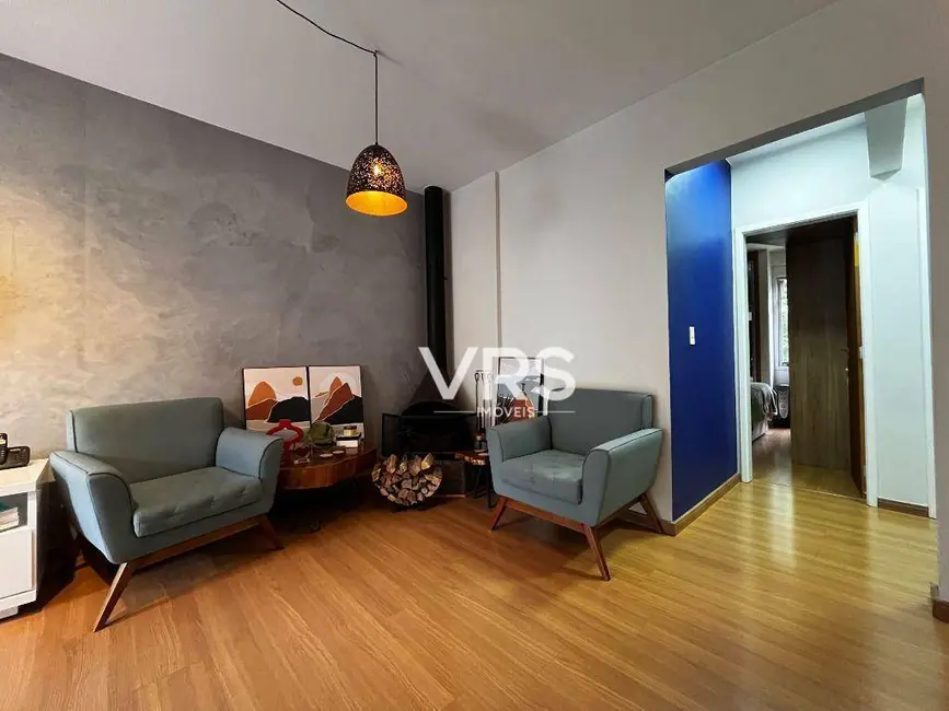 Foto 2 de Apartamento com 2 quartos à venda, 80m2 em Várzea, Teresopolis - RJ
