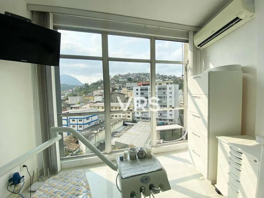 Sala Comercial à venda, 234m2 em Várzea, Teresopolis - RJ - imagem 6 Foto 6 de Sala Comercial à venda, 234m2 em Várzea, Teresopolis - RJ