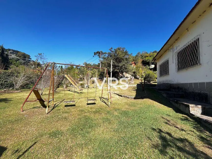 Casa com 3 quartos à venda, 2500m2 em Jardim Salaco, Teresopolis - RJ - imagem 3 Foto 3 de Casa com 3 quartos à venda, 2500m2 em Jardim Salaco, Teresopolis - RJ