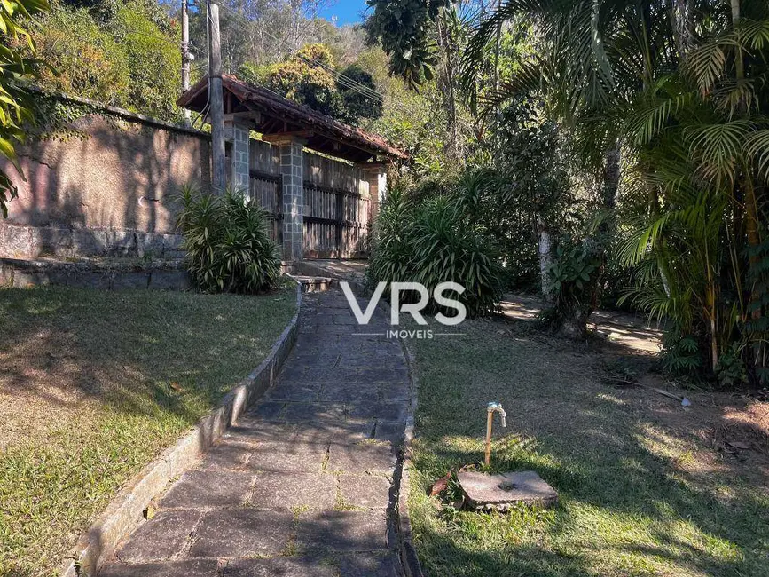 Casa com 3 quartos à venda, 2500m2 em Jardim Salaco, Teresopolis - RJ - imagem 5 Foto 5 de Casa com 3 quartos à venda, 2500m2 em Jardim Salaco, Teresopolis - RJ
