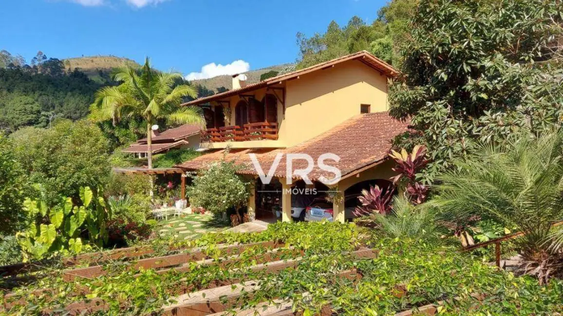 Foto 1 de Casa com 5 quartos à venda, 3210m2 em Albuquerque, Teresopolis - RJ