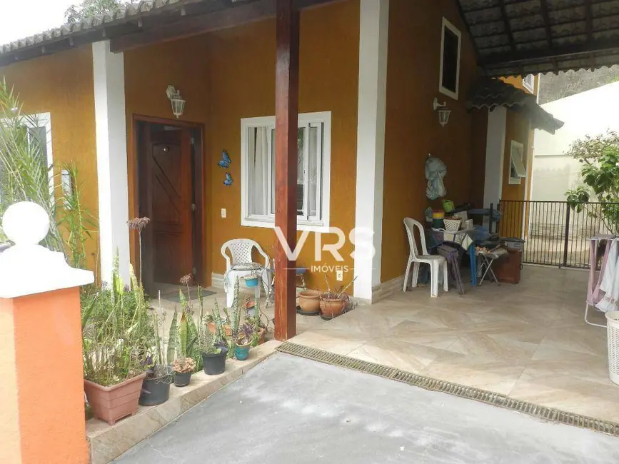 Foto 2 de Casa de Condomínio com 3 quartos à venda, 135m2 em Bom Retiro, Teresopolis - RJ