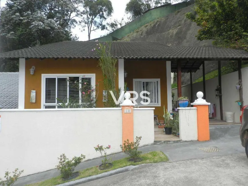 Foto 1 de Casa de Condomínio com 3 quartos à venda, 135m2 em Bom Retiro, Teresopolis - RJ