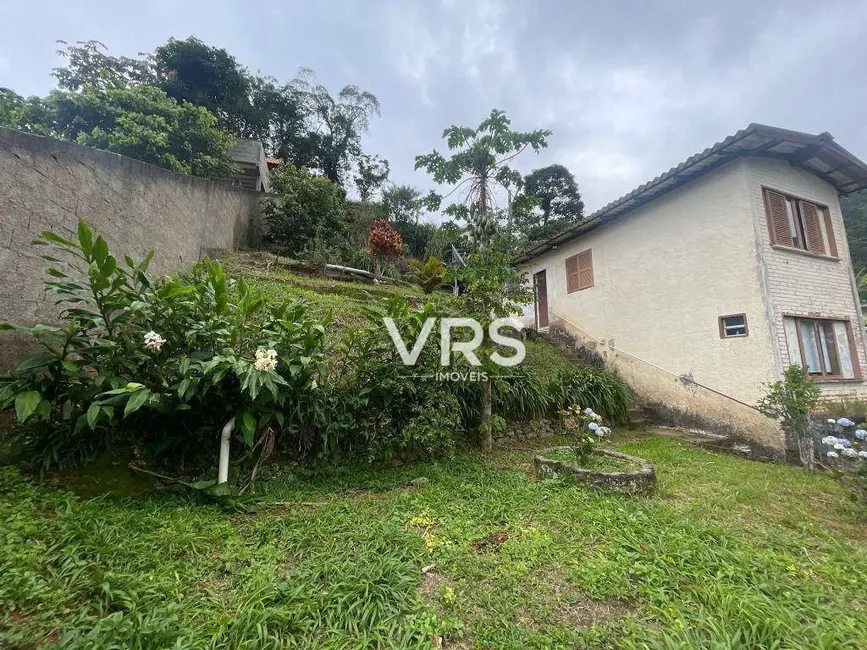Foto 1 de Terreno / Lote à venda, 315m2 em Alto, Teresopolis - RJ