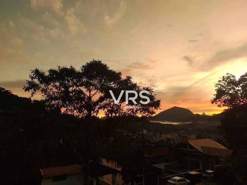 Foto 4 de Terreno / Lote à venda, 315m2 em Alto, Teresopolis - RJ