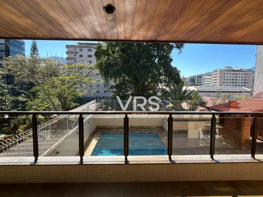 Foto 6 de Apartamento com 4 quartos à venda, 220m2 em Agriões, Teresopolis - RJ