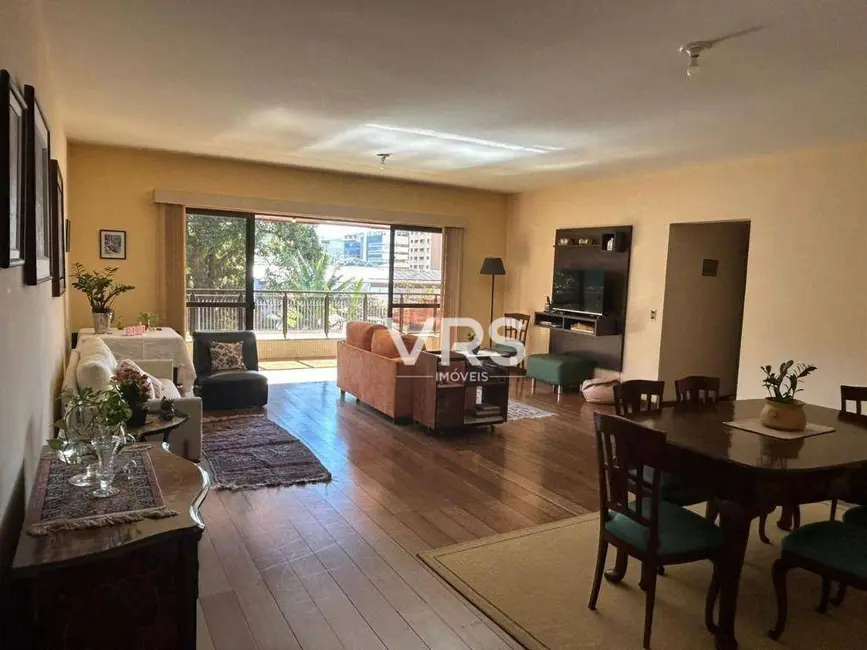 Foto 2 de Apartamento com 4 quartos à venda, 220m2 em Agriões, Teresopolis - RJ