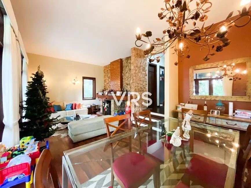 Foto 6 de Casa de Condomínio com 4 quartos à venda, 250m2 em Granja Guarani, Teresopolis - RJ