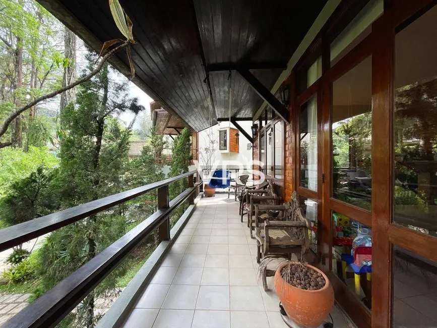 Foto 8 de Casa de Condomínio com 4 quartos à venda, 250m2 em Granja Guarani, Teresopolis - RJ