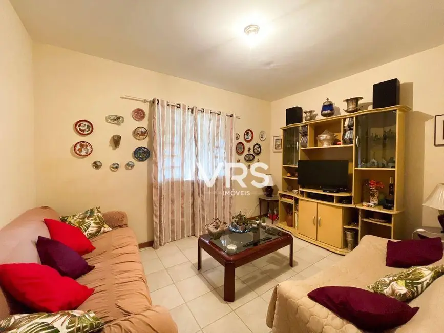 Foto 6 de Casa de Condomínio com 4 quartos à venda, 50m2 em Cascata Guarani, Teresopolis - RJ