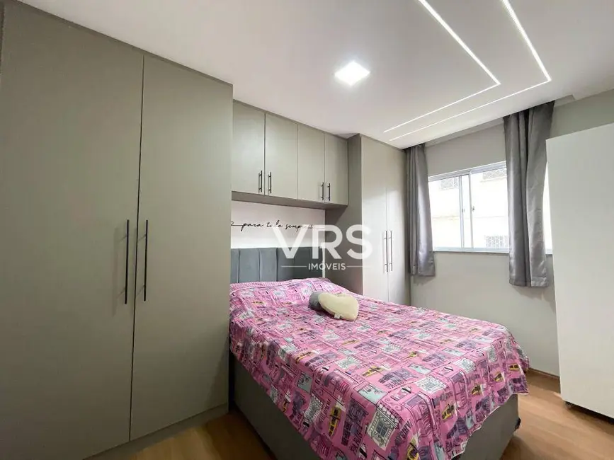 Foto 6 de Apartamento com 2 quartos à venda, 50m2 em Quebra Frascos, Teresopolis - RJ
