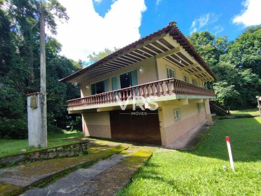 Foto 1 de Casa de Condomínio com 3 quartos à venda, 360m2 em Limoeiro, Guapimirim - RJ