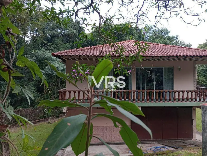 Foto 2 de Casa de Condomínio com 3 quartos à venda, 360m2 em Limoeiro, Guapimirim - RJ