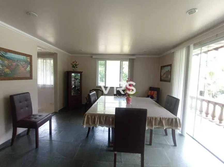 Casa de Condomínio com 3 quartos à venda, 360m2 em Limoeiro, Guapimirim - RJ - imagem 9 Foto 9 de Casa de Condomínio com 3 quartos à venda, 360m2 em Limoeiro, Guapimirim - RJ