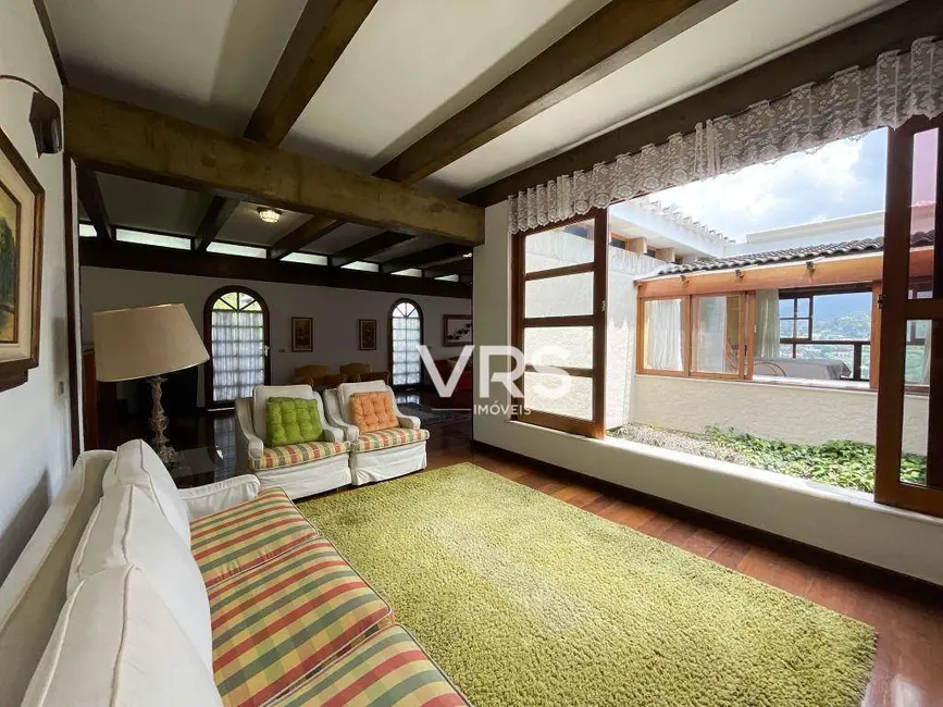 Foto 9 de Casa com 3 quartos à venda, 2400m2 em Parque do Imbui, Teresopolis - RJ