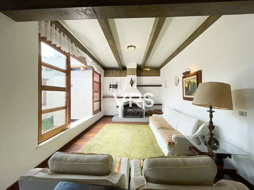 Foto 8 de Casa com 3 quartos à venda, 2400m2 em Parque do Imbui, Teresopolis - RJ