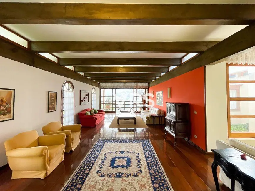 Foto 5 de Casa com 3 quartos à venda, 2400m2 em Parque do Imbui, Teresopolis - RJ