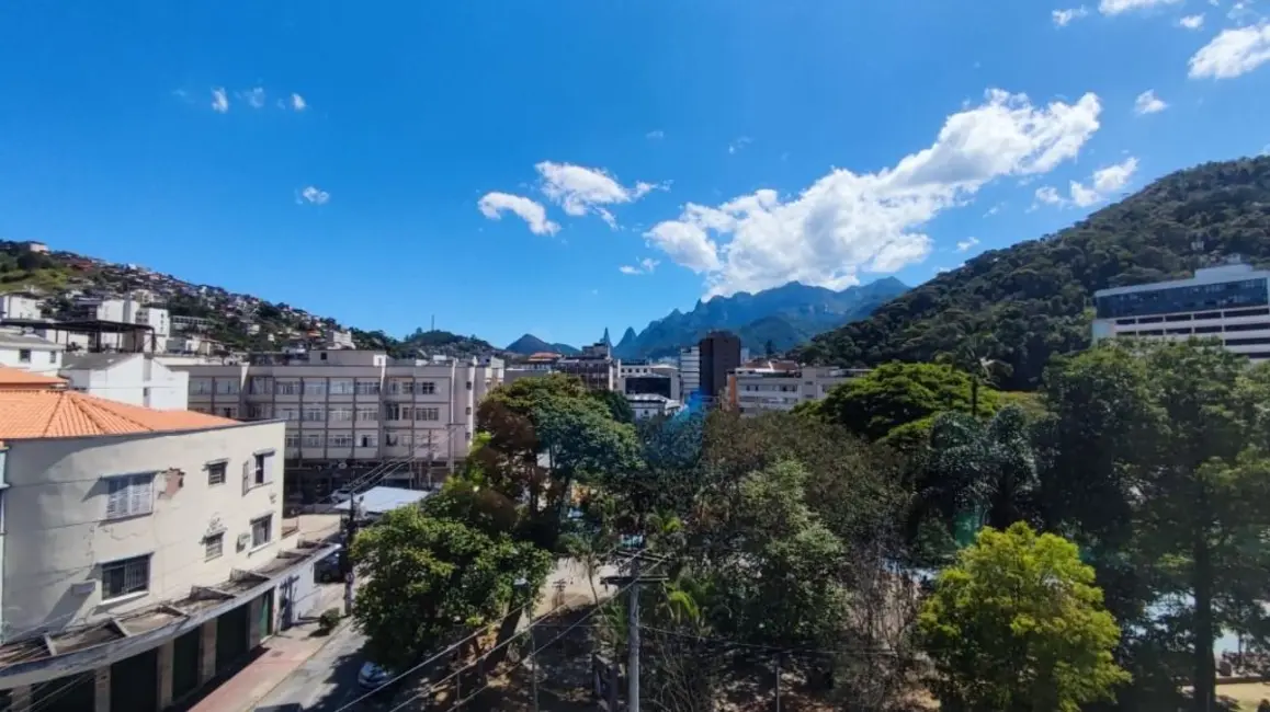 Foto 9 de Apartamento com 3 quartos à venda, 107m2 em Várzea, Teresopolis - RJ