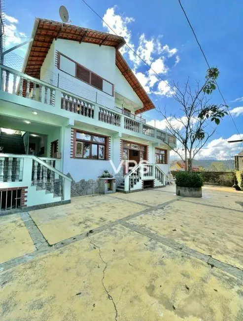 Casa de Condomínio com 3 quartos à venda, 663m2 em Golfe, Teresopolis - RJ - imagem 1 Foto 1 de Casa de Condomínio com 3 quartos à venda, 663m2 em Golfe, Teresopolis - RJ