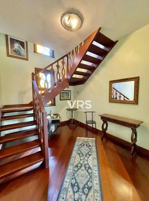 Casa de Condomínio com 3 quartos à venda, 663m2 em Golfe, Teresopolis - RJ - imagem 2 Foto 2 de Casa de Condomínio com 3 quartos à venda, 663m2 em Golfe, Teresopolis - RJ