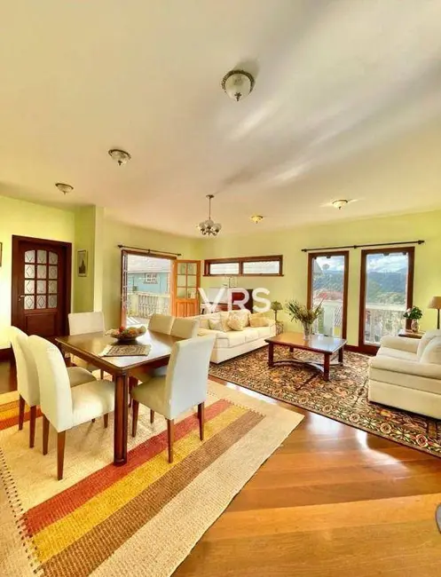 Casa de Condomínio com 3 quartos à venda, 663m2 em Golfe, Teresopolis - RJ - imagem 7 Foto 7 de Casa de Condomínio com 3 quartos à venda, 663m2 em Golfe, Teresopolis - RJ